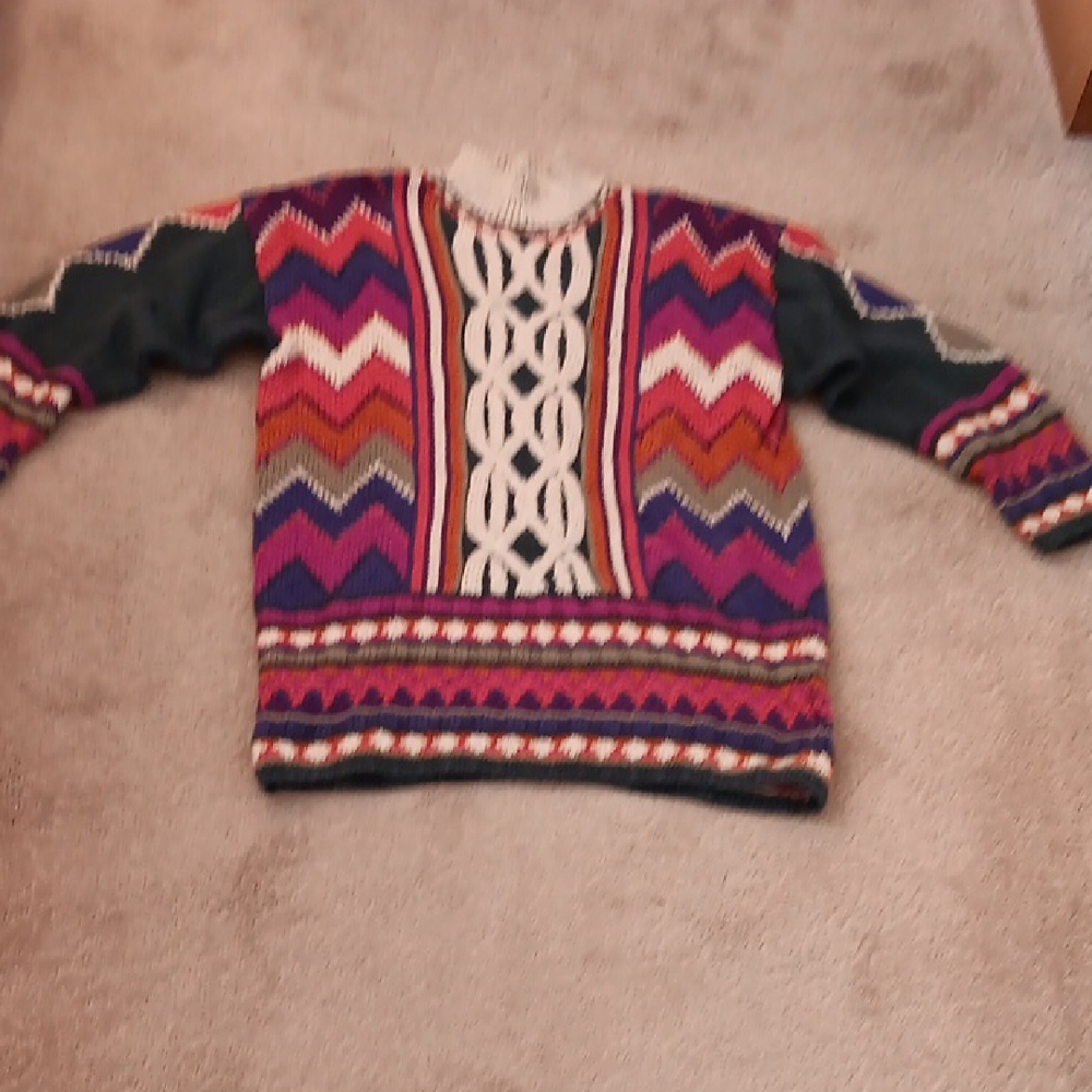 Colorful Zigzag Patterned Sweater - image 1